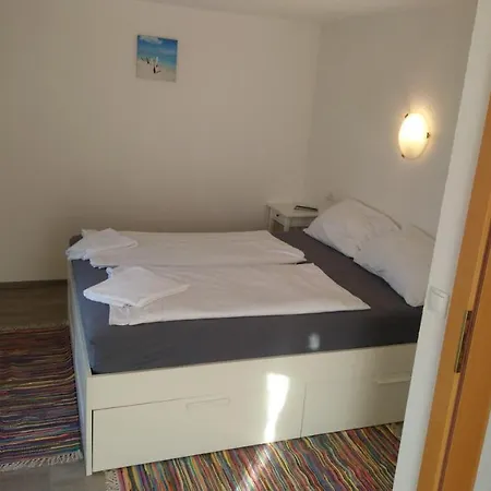 Krone 3* Ubersaxen