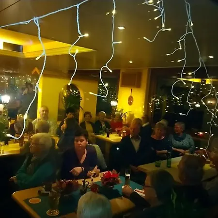 Gasthaus Krone Ubersaxen