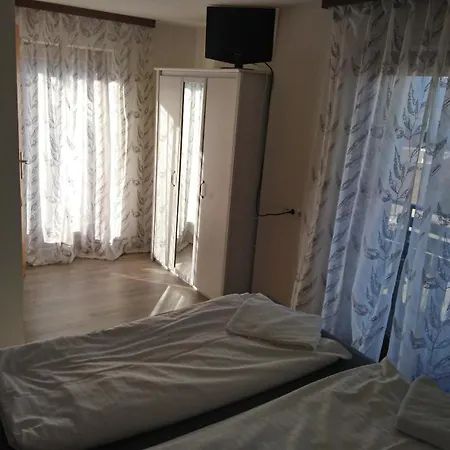 Gasthaus Krone Guest house *