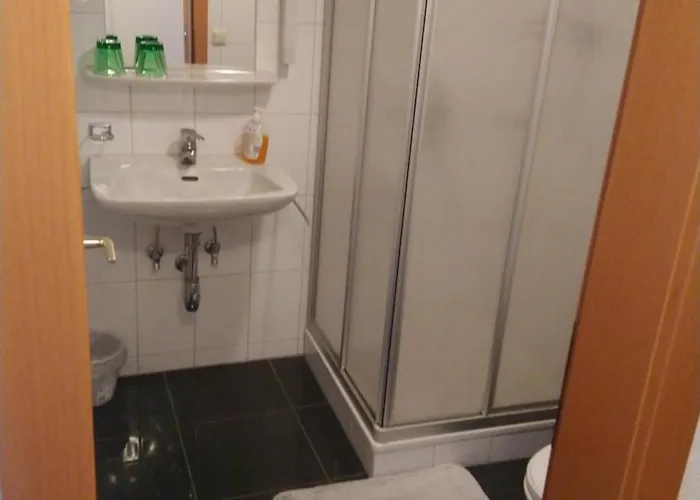 Gasthaus Krone Ubersaxen